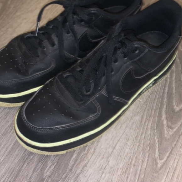 Nike airforce 1’s - Picture 2 of 4